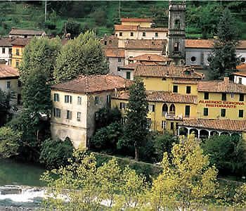 Hotel Ristorante Corona Lucca Eksteriør billede